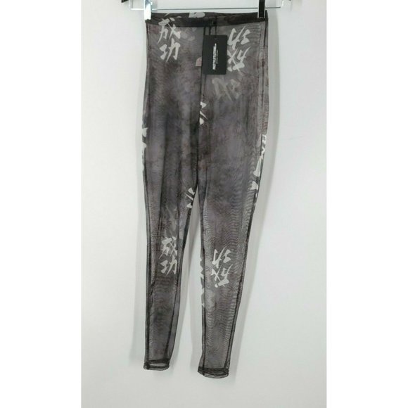NWT Pretty Little Thing Women's‎ mesh Grey Pants Size 8 - Picture 1 of 5